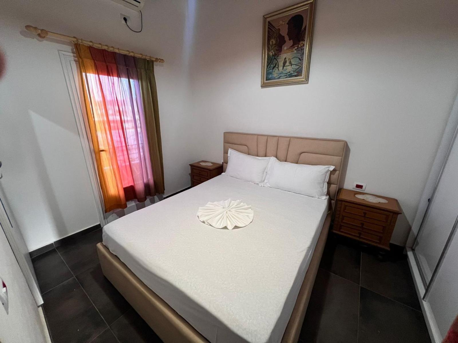 Guest Rooms Arbri Влёра Экстерьер фото